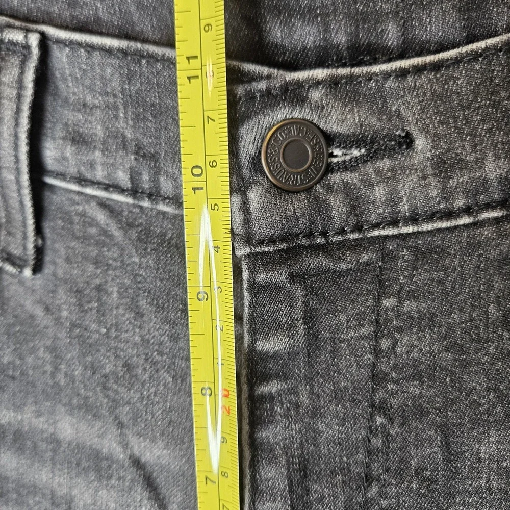 Levis measurements waist